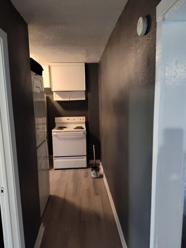 Foto del edificio - 258 Silverage Ave