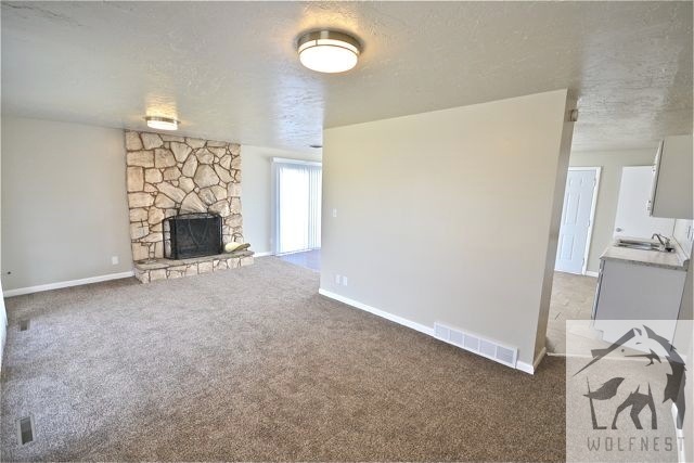 Building Photo - 6773 1300 W