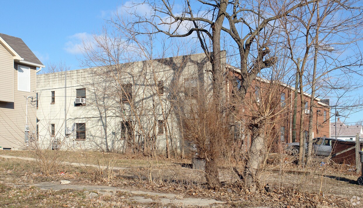 Building Photo - 2951 N Capitol Ave