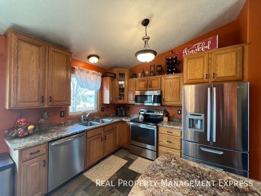 Foto principal - 6423 W 54th St