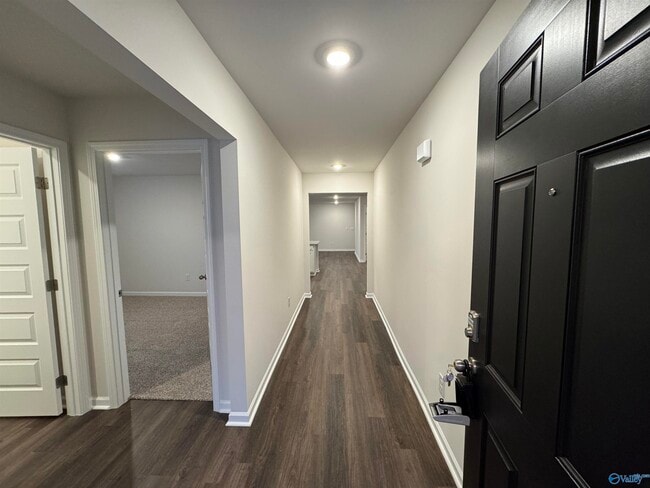 Foto del edificio - 398 Jackson Pt Cir