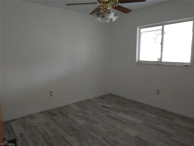 Foto del edificio - 1625 Country Club Blvd