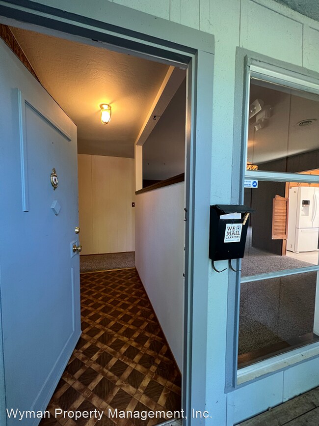 Foto del edificio - 3 br, 2 bath House - 1052 Vassar Dr.