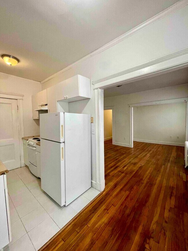 Foto del edificio - Amazing Studio for only 2k!  Heat and Hot ...