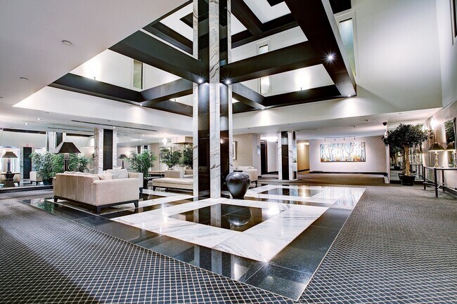 Photo du bâtiment - 4700 Rue Sainte-Catherine O