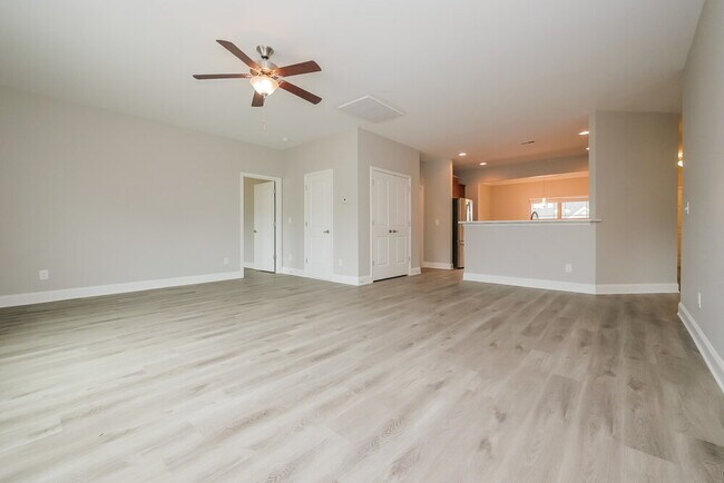 Building Photo - 231 Galway Ln