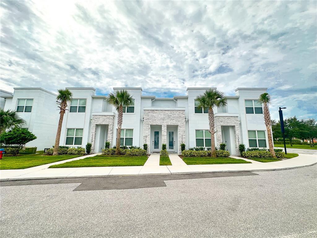 17406 Hidden Forest Dr, Clermont, FL 34714 Townhome Rentals in
