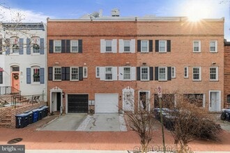 Building Photo - 2420 I St NW
