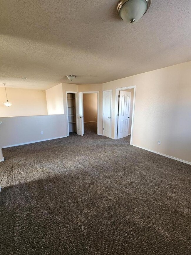 Building Photo - 1735 Avenida Real