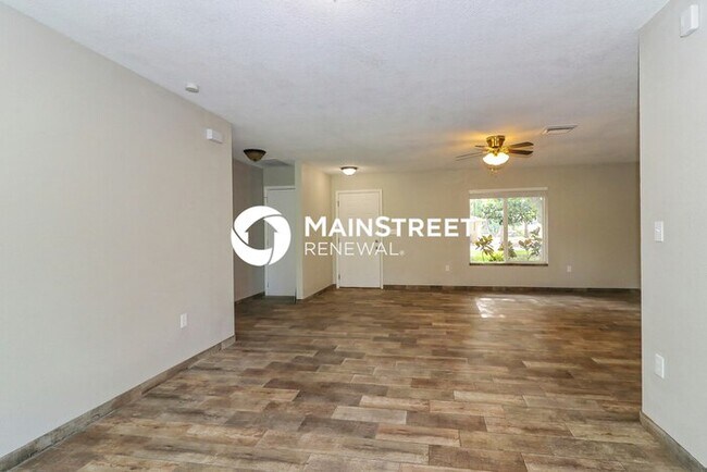 Foto del edificio - 3 Bedroom Pet-Friendly Home in Lakeland, F...
