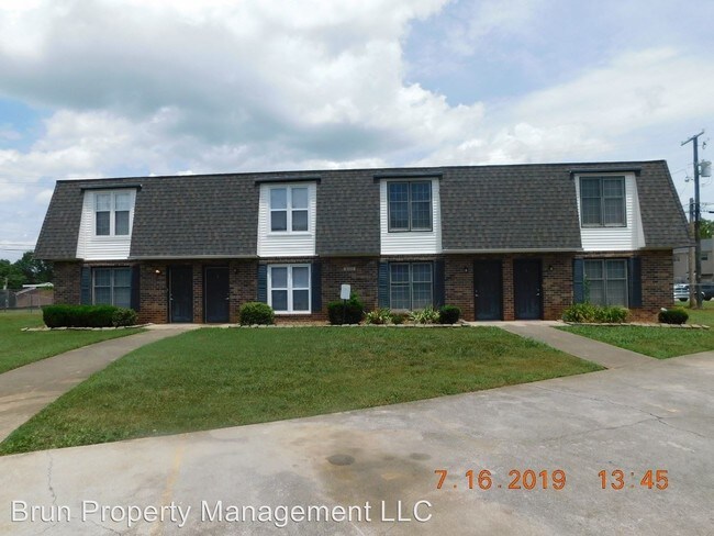 Building Photo - 9105 Parktop Ln NW