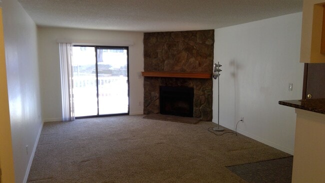 Condo for rent - Aurora CO 80017 - 1bd 1 ba, just minutes away from Buckley AFB - Condo for rent - Aurora CO 80017 - 1bd 1 ba, just minutes away from Buckley AFB