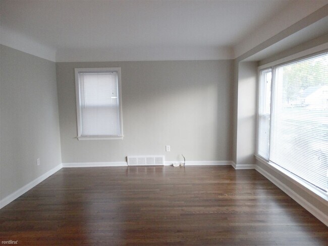 Building Photo - 3 br, 1 bath House - 201 Linden Avenue