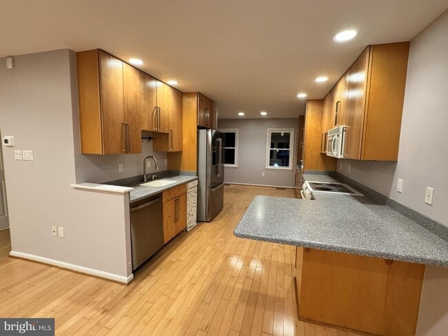 Foto del edificio - 7525 Coddle Harbor Ln