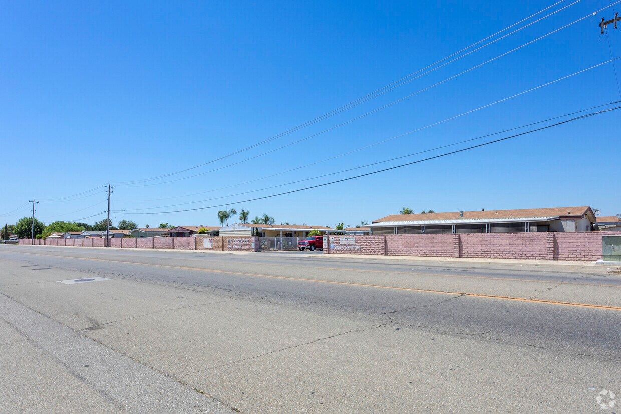 Foto del edificio - 6000 E Brundage Ln