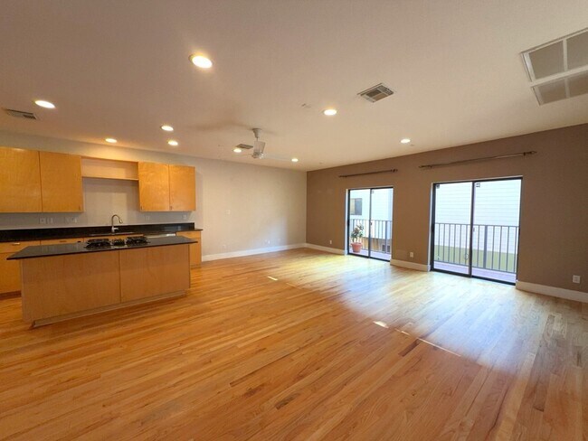 Foto del edificio - 4106 Spencer St