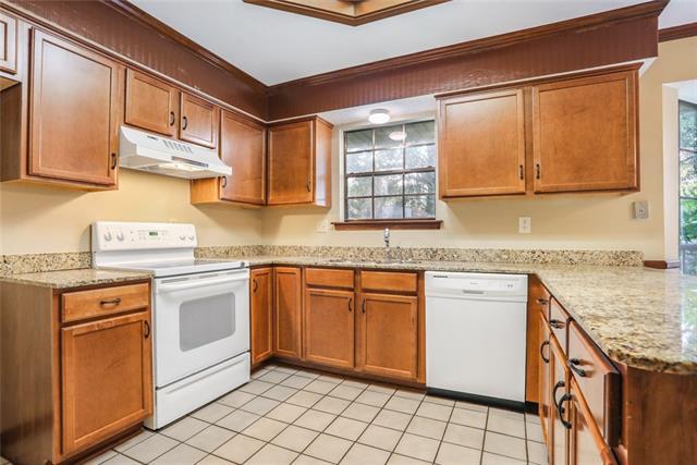 Building Photo - 415 Timberlane Dr