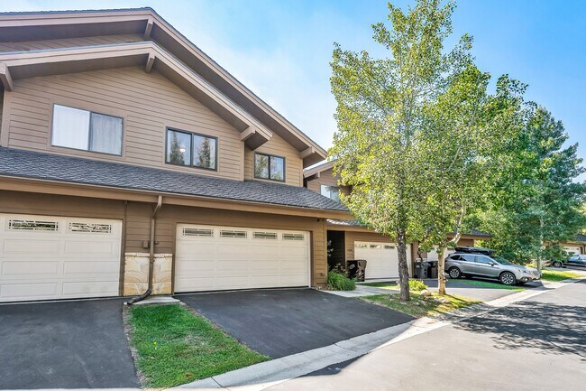 Building Photo - 1303 Ptarmigan Ct