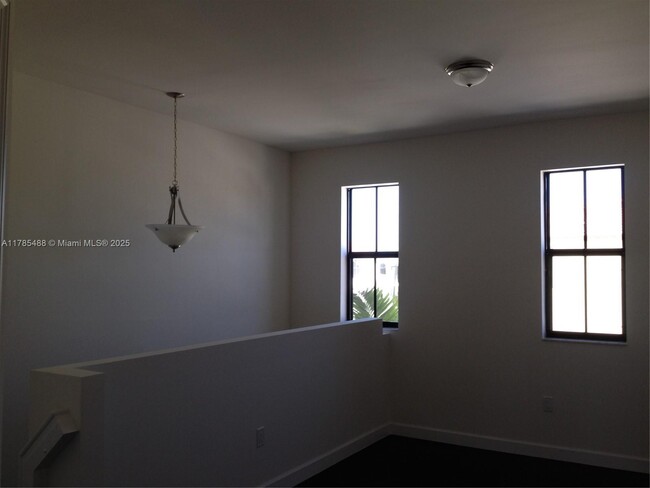 Foto del edificio - 10350 NW 70th Ter