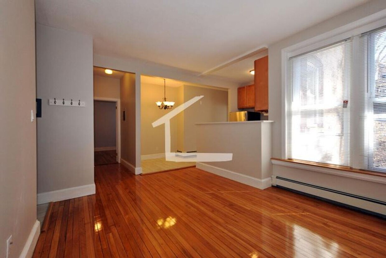 Primary Photo - Washington Square Area. Fully Renovated. P...