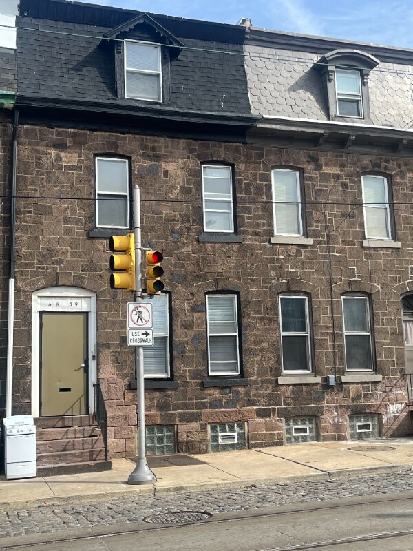 Foto del edificio - 4839 Germantown Ave