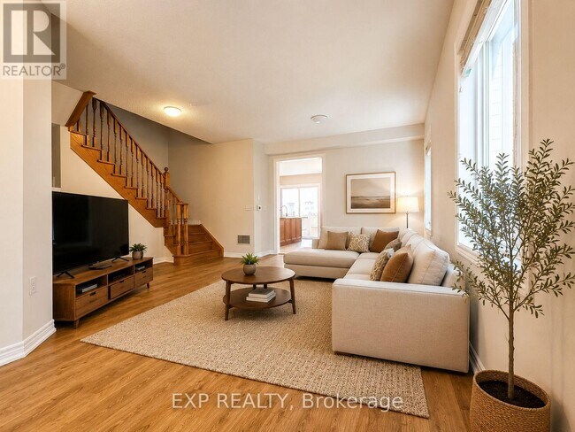 Photo du bâtiment - 561 Settlers Rd W