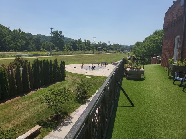 Foto principal - 1016 Jefferson St