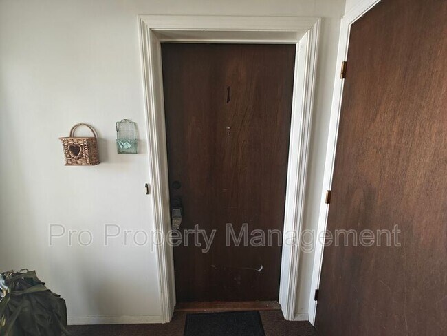 Photo - 11 Marion Ave House