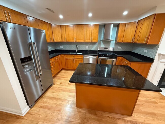 Foto del edificio - 5747 N Sheridan Rd