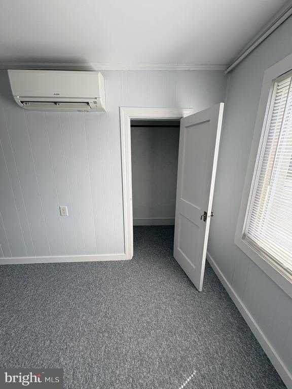 Building Photo - 9243 Kings Hwy