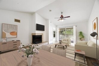 Building Photo - 2450 Wickersham Ln