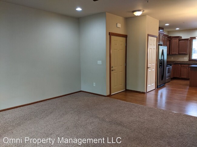 Building Photo - 2 br, 2 bath House - 664 Telegraph Road A#...