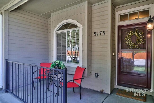 Foto del edificio - Super clean 3 bedroom 2 bath 2 car garage ...