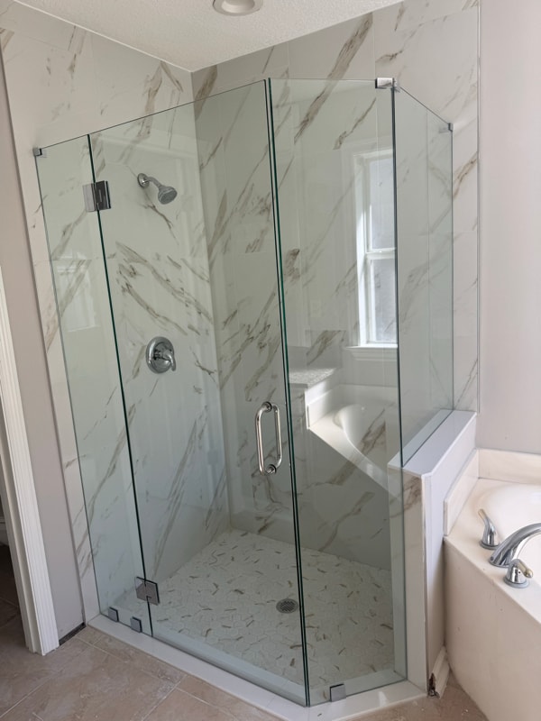 Foto del edificio - 6479 Silver Glen Dr