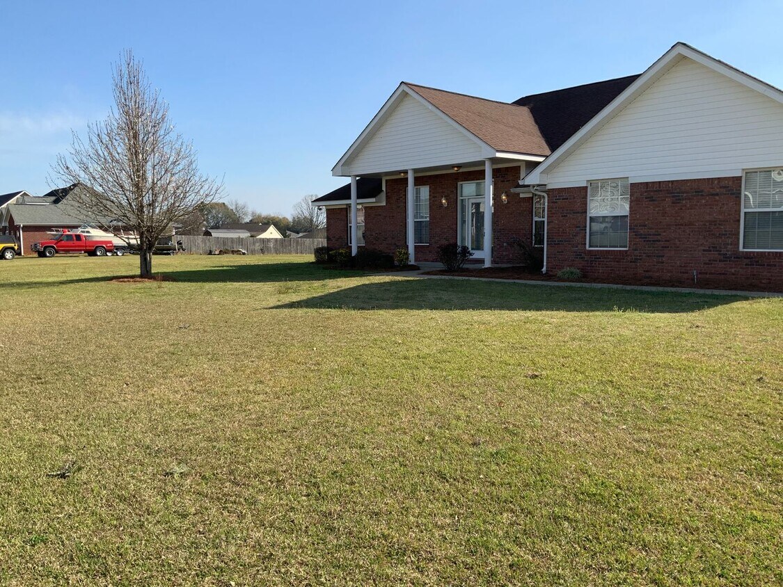Primary Photo - 234 Hannah Rd