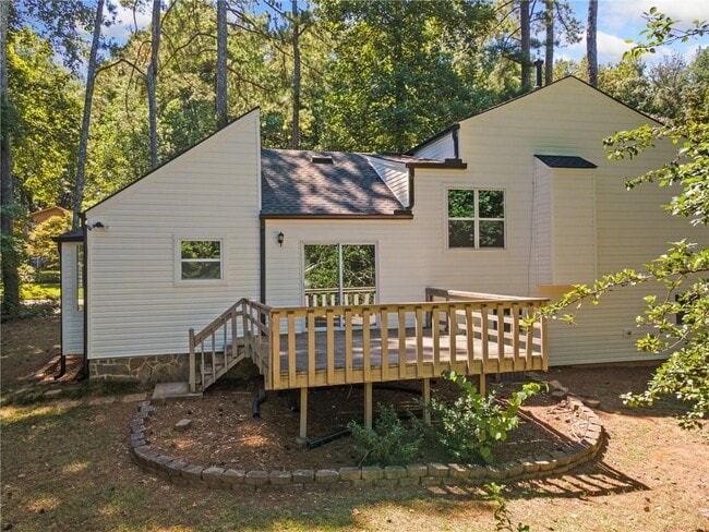 Foto del edificio - 4060 Oak Ferry Dr NE