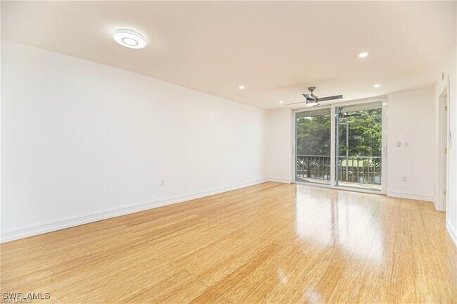 Building Photo - 100 Forest Lakes Blvd