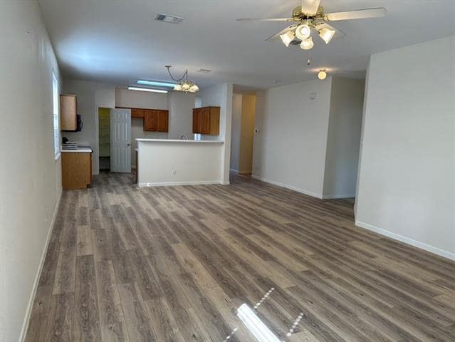 Building Photo - 3404 Paradise Valley Dr