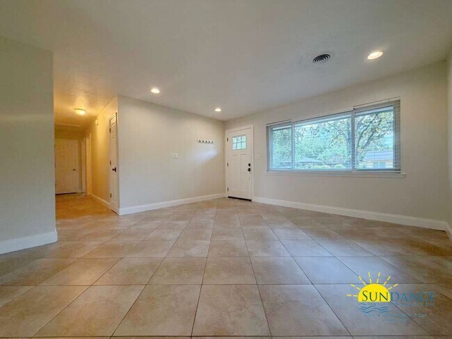 Foto del edificio - Gorgeous 3 Bedroom Home in Fort Walton Beach!