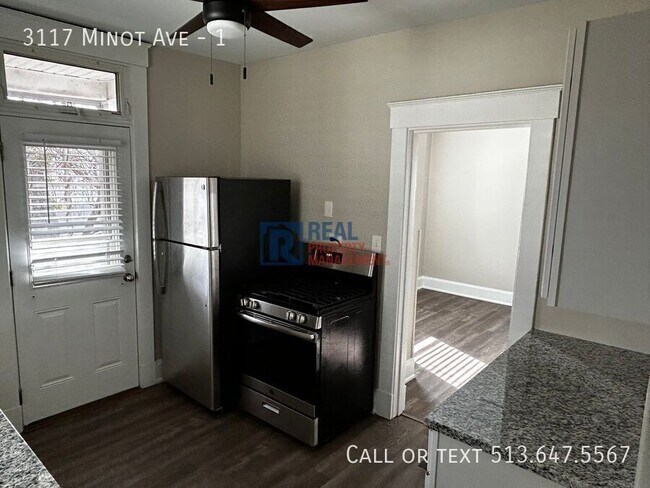 Foto del edificio - 3117 Minot Ave