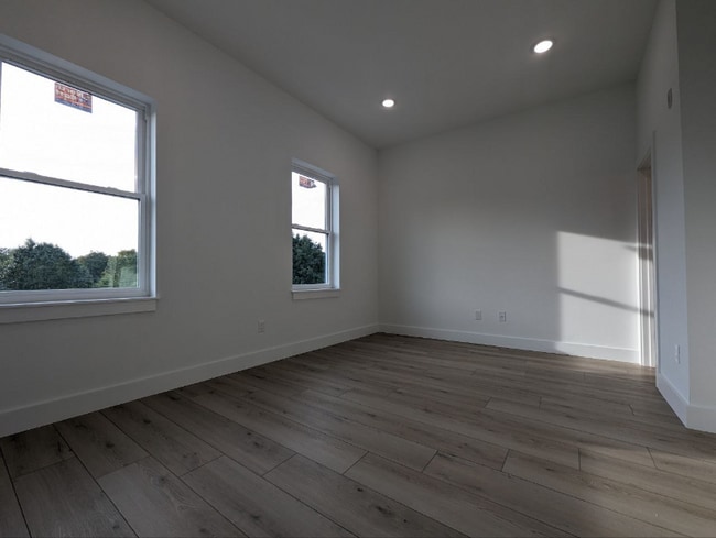 Foto del edificio - 147-149 N Gross St