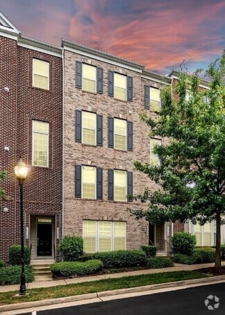 Building Photo - 15155 Kentshire Dr