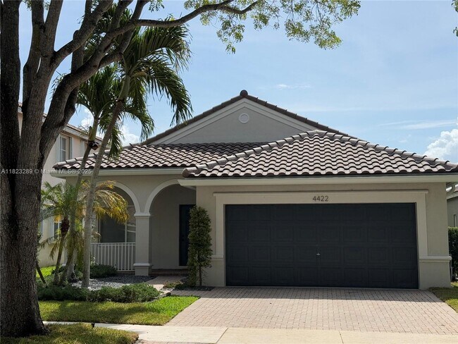 Foto del edificio - 4422 Foxtail Ln