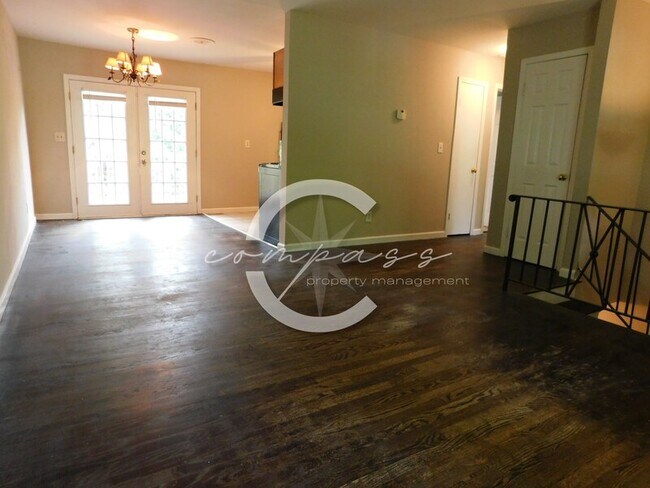 Foto del edificio - 3733 Millikin Ct