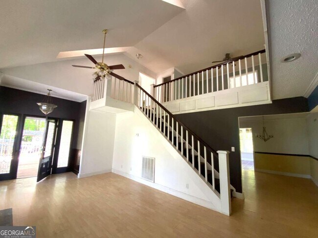 Foto del edificio - 212 Hamilton Rd