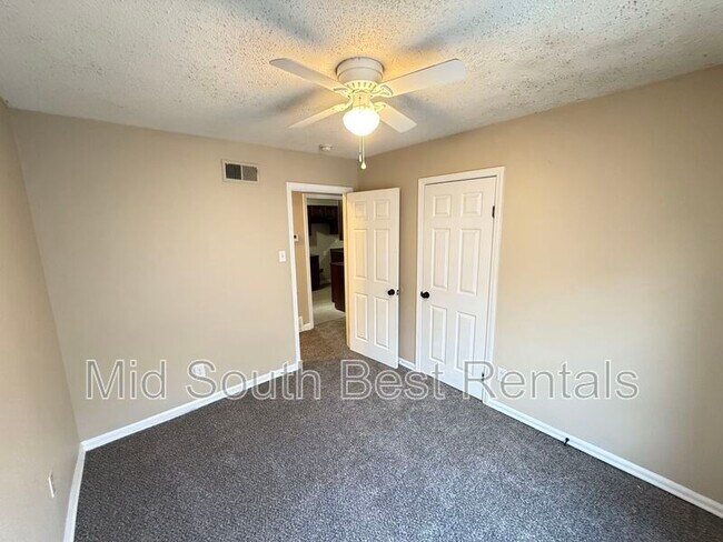 Building Photo - 4318 Mountain Terrace St