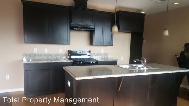 Foto del edificio - 4 br, 2 bath House - 1010 N Sumter Ct