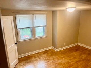 Foto del edificio - 819 W Commercial St