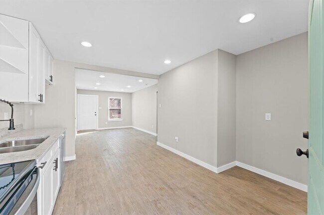 Foto del edificio - 2623 Canfield St