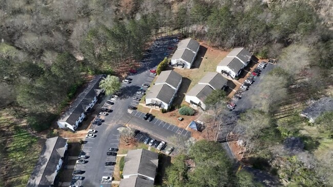 - Cross Creek Apartments